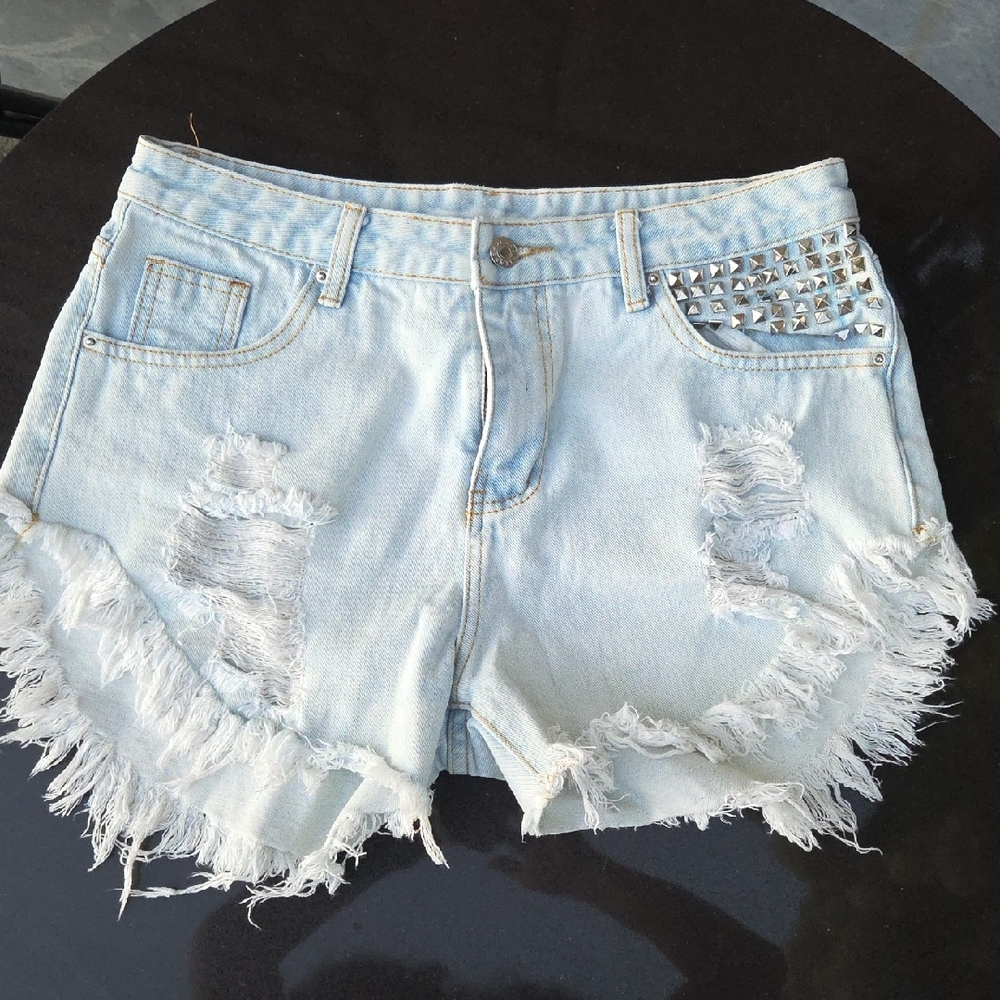 SHEIN Light Blue Frayed Denim Shorts with Studs